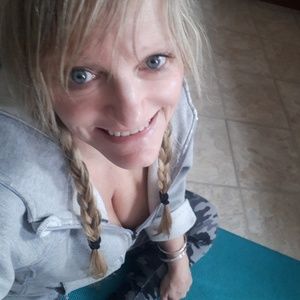 Meet your Posher, Mary ellen